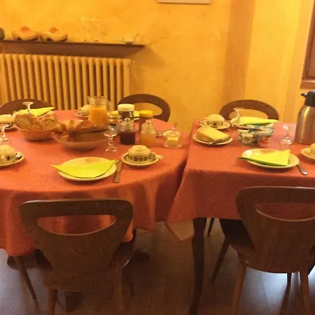 D'hotes - Domaine De La Grangeotte Nocleg ze śniadaniem 3*